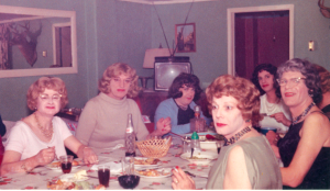Notice the woman at the right of the 1st picture. Former MHVTA member (deceased) Felicity in the black dress, the same dress which Eileen (her good friend) wore to the performance.